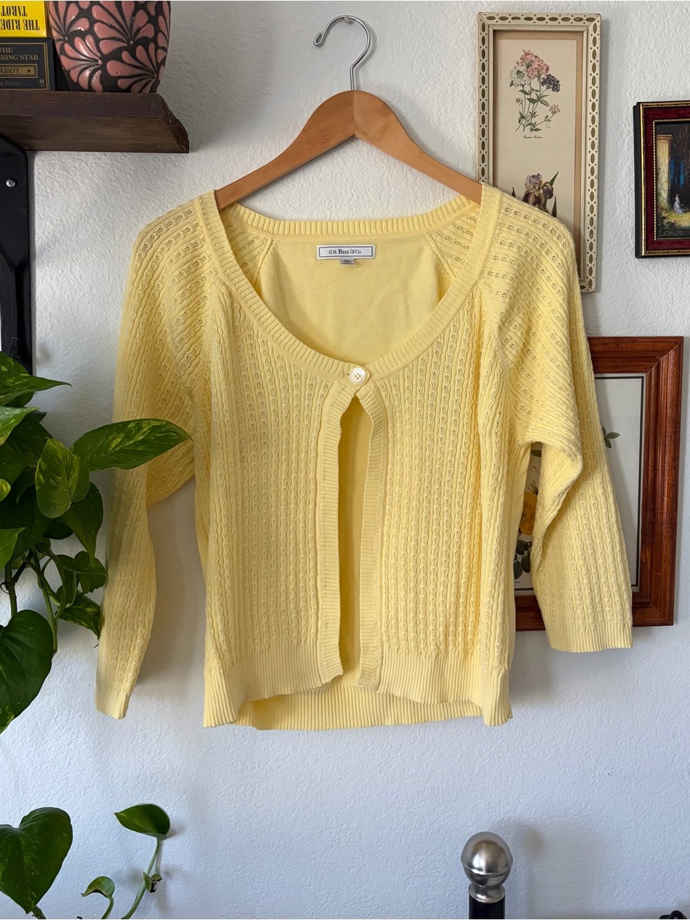 G.H. Bass & Co. 100% Cotton Butter Yellow Cardigan – Cable Knit Sweater